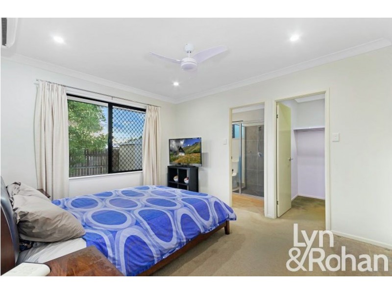 25 Stoneville Circuit, Mount Louisa QLD 4814