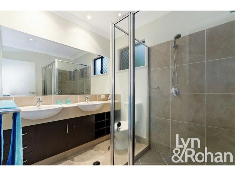 25 Stoneville Circuit, Mount Louisa QLD 4814