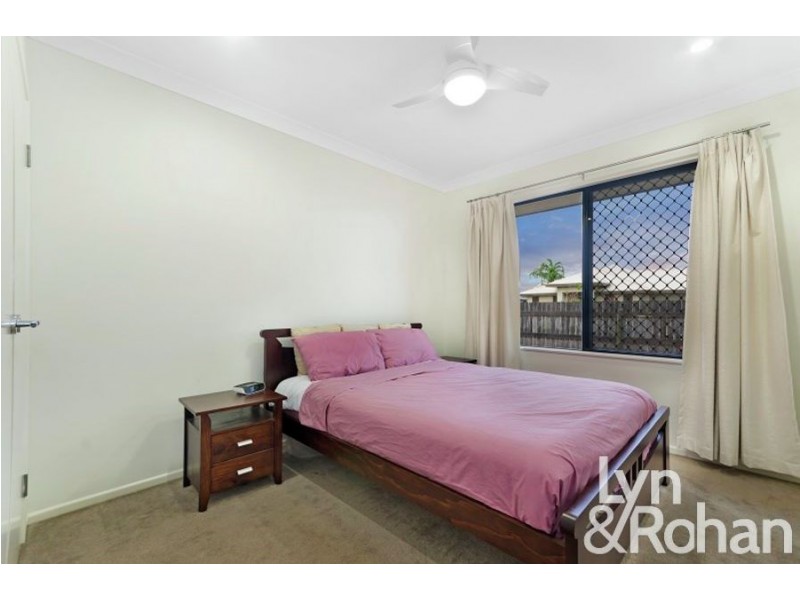 25 Stoneville Circuit, Mount Louisa QLD 4814