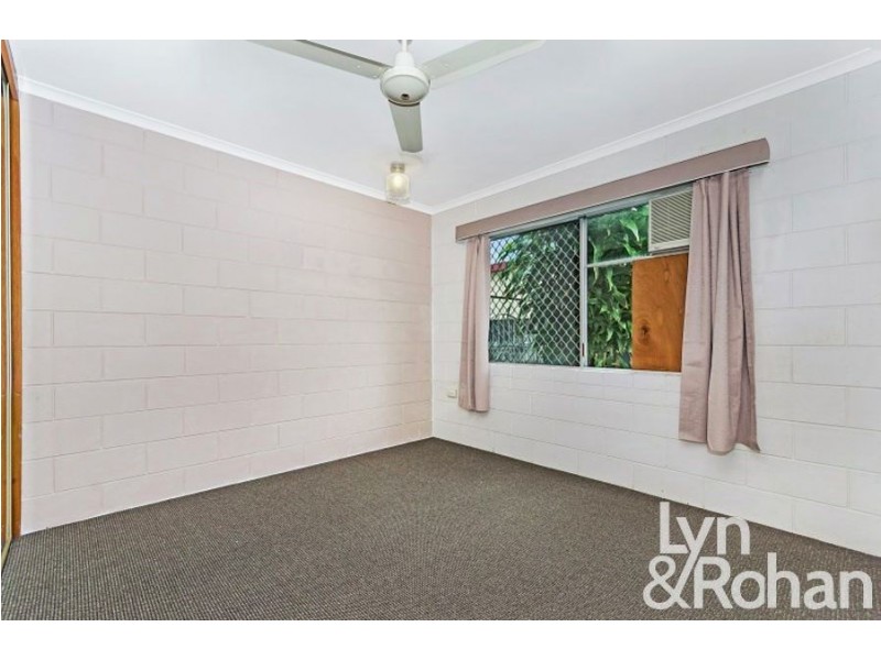 2/54 Ahearne Street, Hermit Park QLD 4812