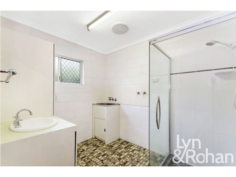 2/54 Ahearne Street, Hermit Park QLD 4812