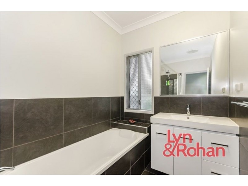 33 Cartier Circuit, Burdell QLD 4818