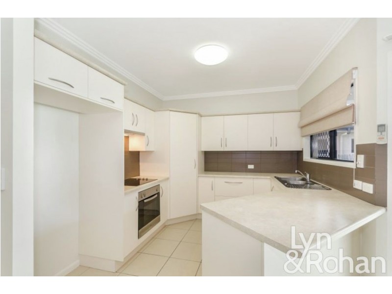 5 Keeper Court, Mount Louisa QLD 4814