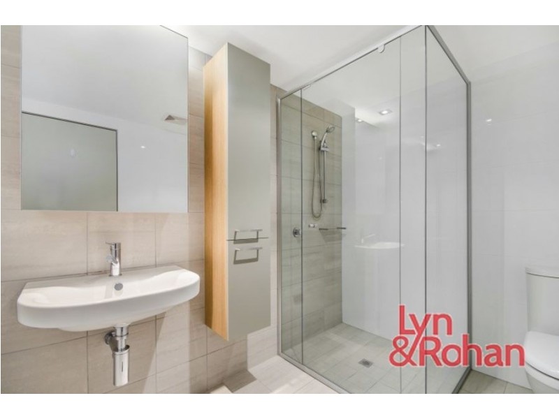 2305/6 Mariners Drive, Townsville City QLD 4810