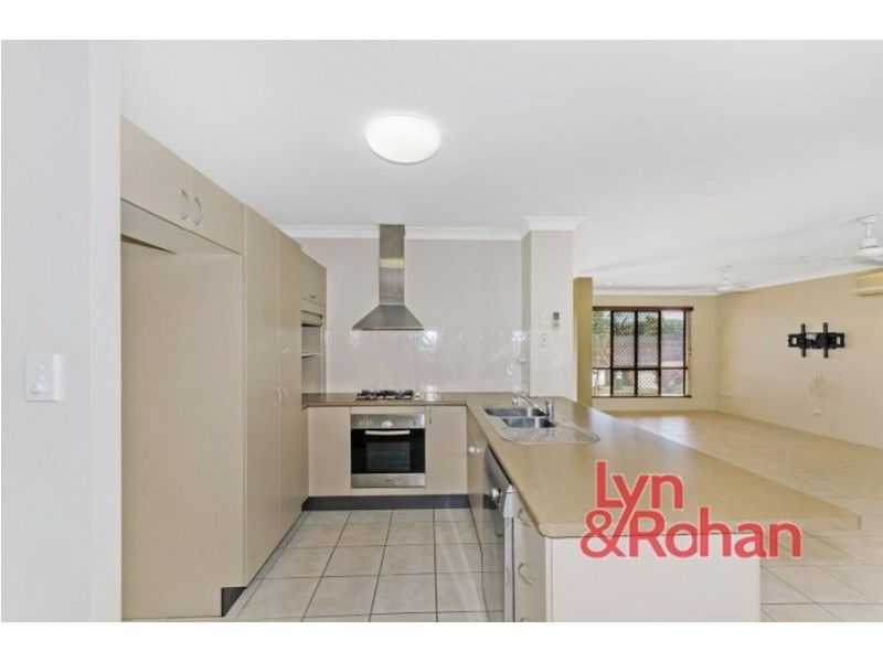 18 Farnham Court, Kirwan QLD 4817