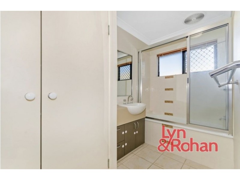 18 Farnham Court, Kirwan QLD 4817