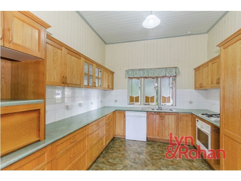 99 Bundock Street, Belgian Gardens QLD 4810