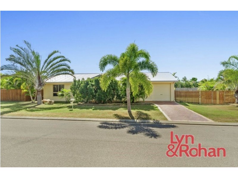 1 Gernika Court, Bushland Beach QLD 4818