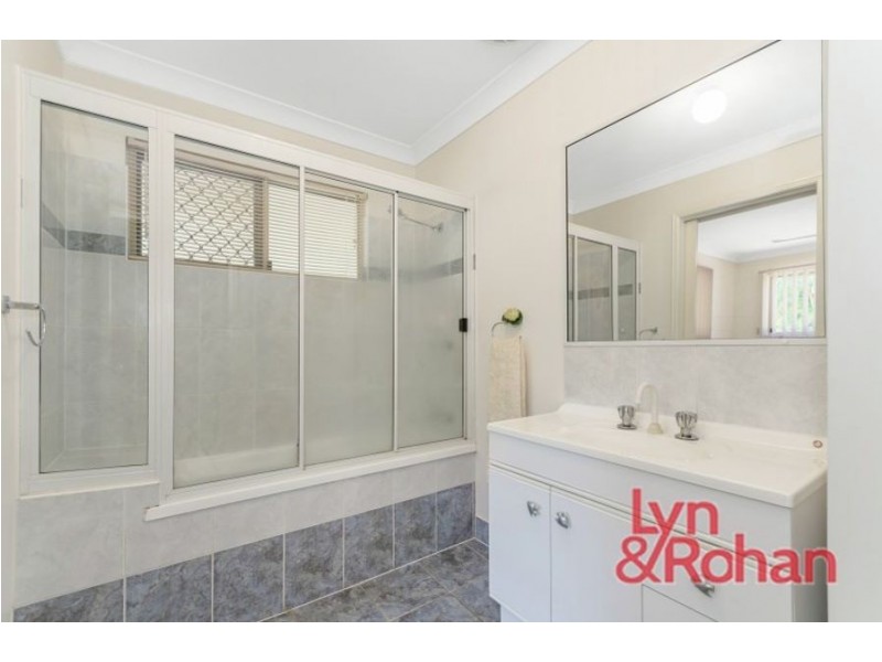 1 Gernika Court, Bushland Beach QLD 4818