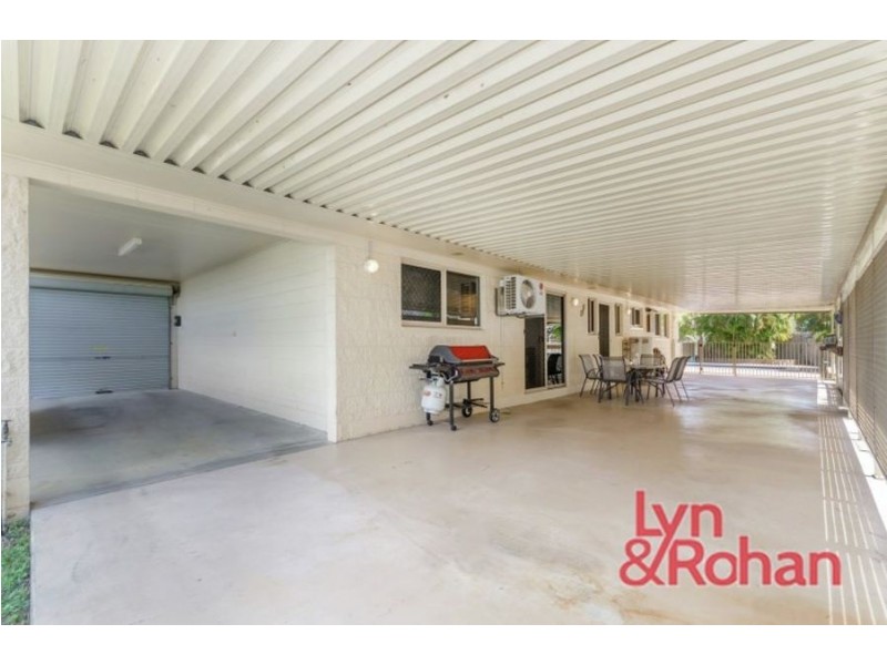 1 Gernika Court, Bushland Beach QLD 4818
