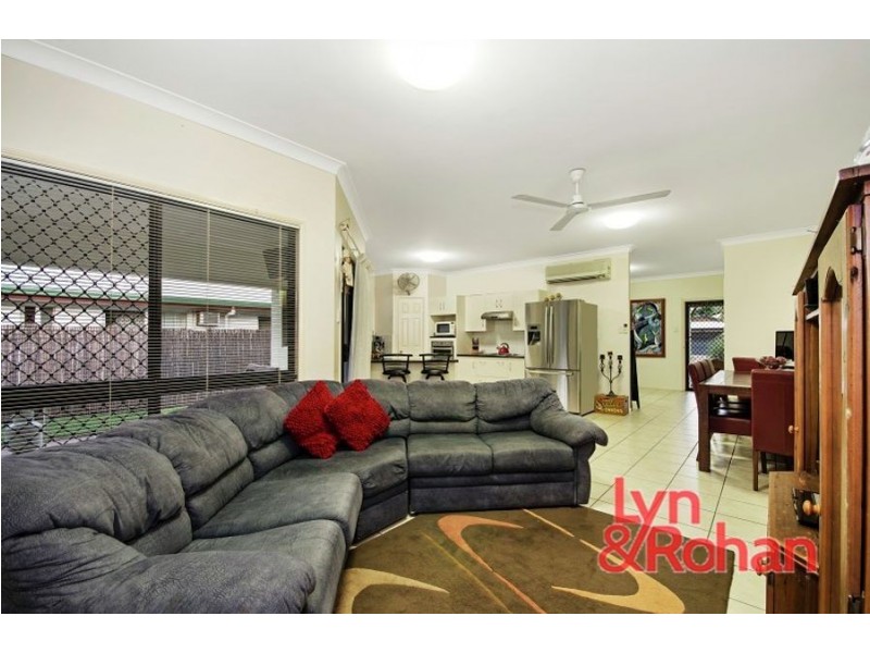 27 Riley Circuit, Kirwan QLD 4817