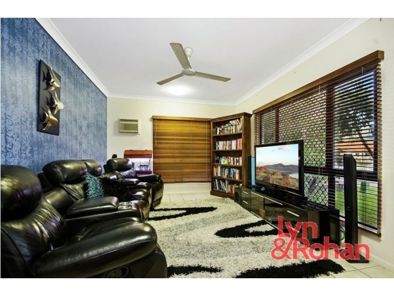 27 Riley Circuit, Kirwan QLD 4817