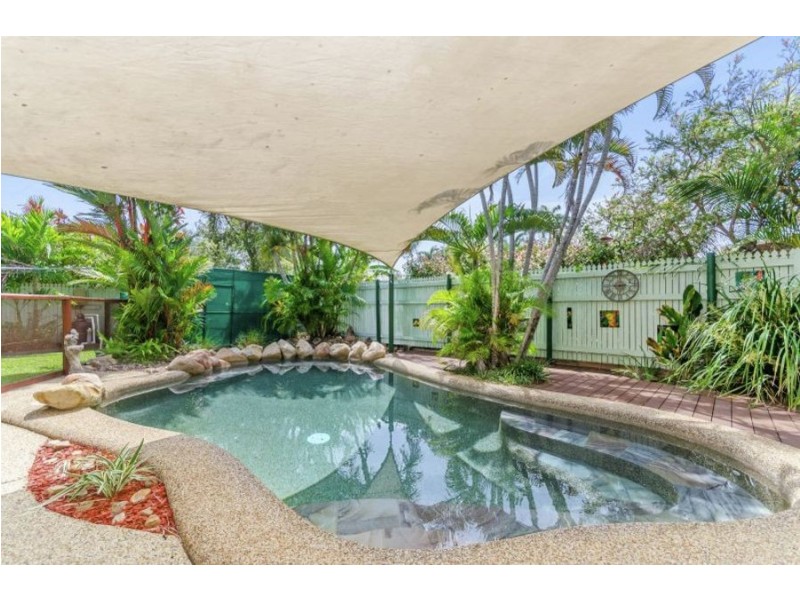 8 Soule Street, Hermit Park QLD 4812