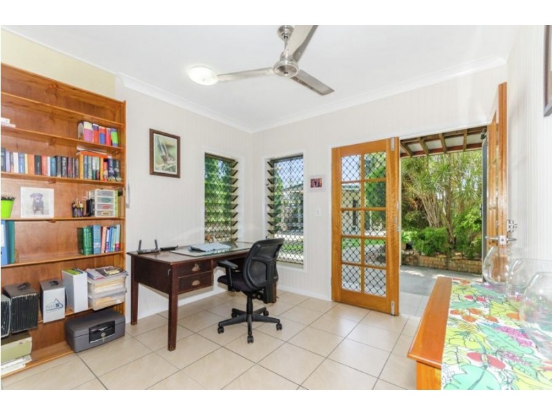 8 Soule Street, Hermit Park QLD 4812