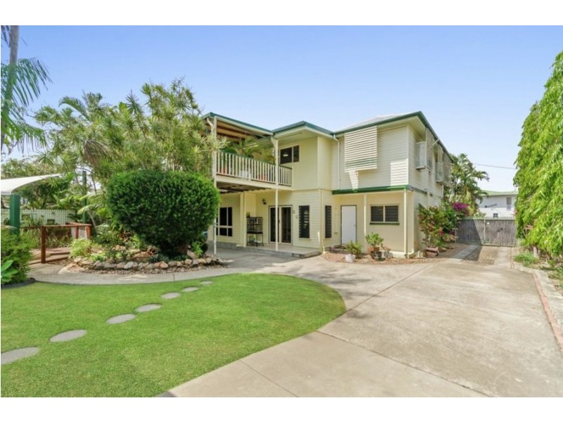 8 Soule Street, Hermit Park QLD 4812