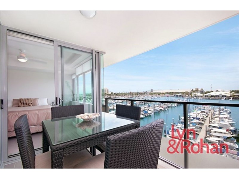 2504/6 Mariners Drive, Townsville City QLD 4810
