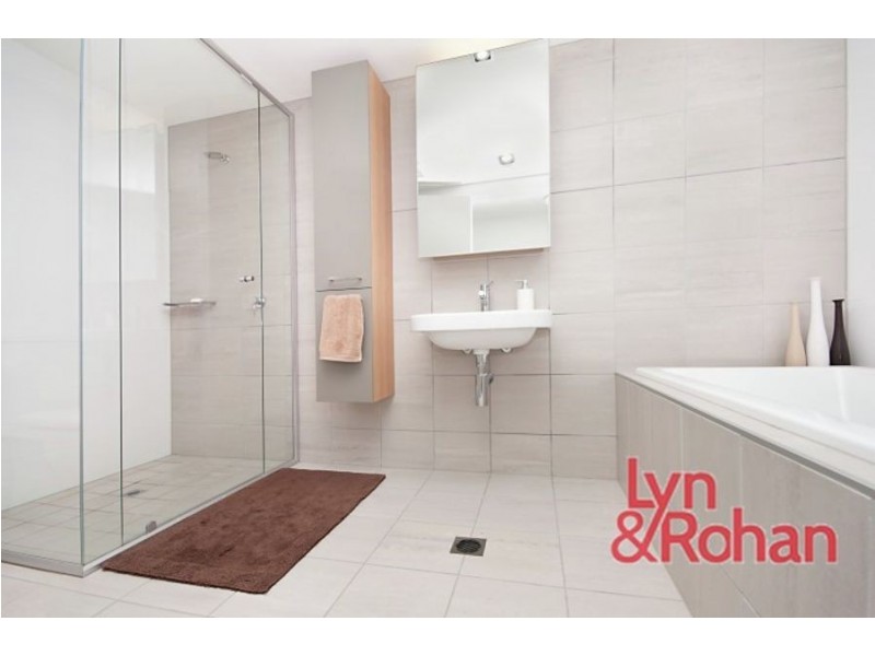 2504/6 Mariners Drive, Townsville City QLD 4810