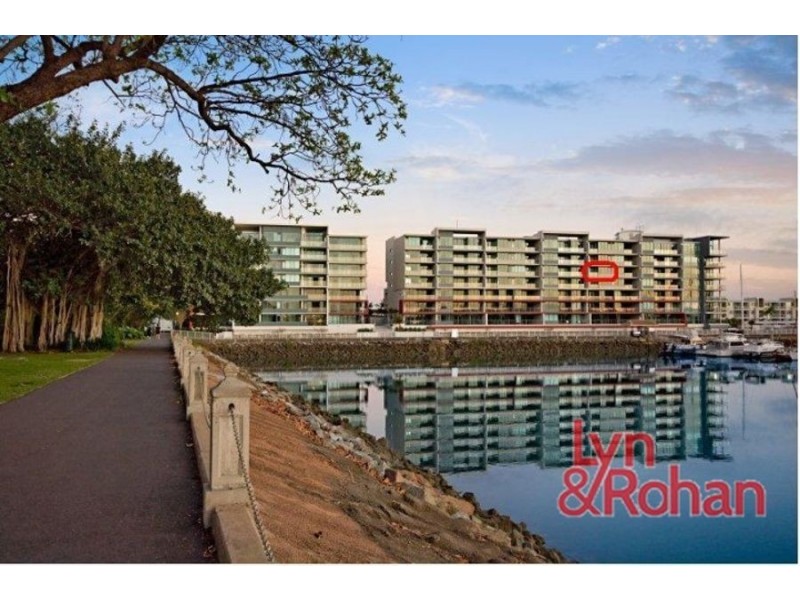 2504/6 Mariners Drive, Townsville City QLD 4810