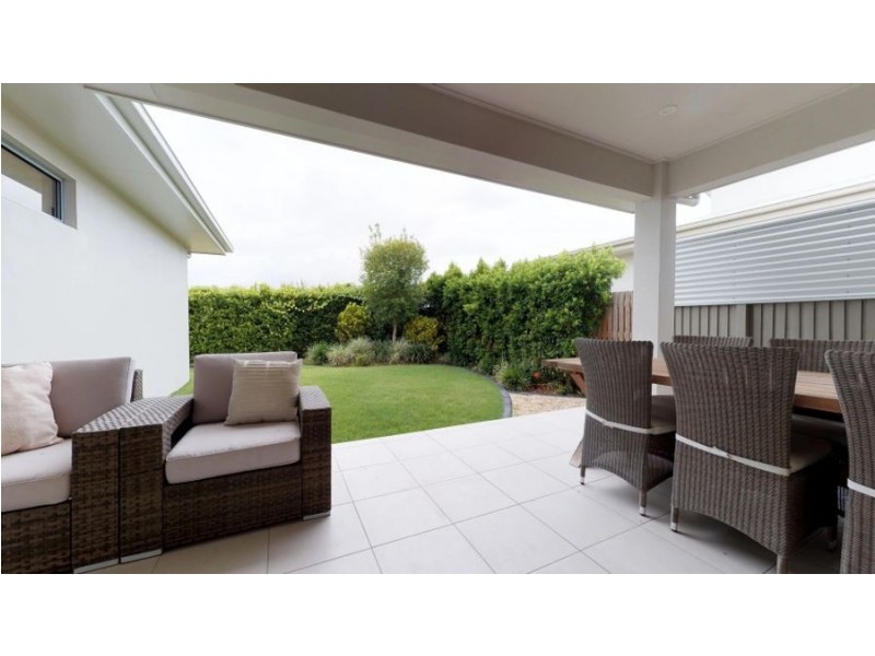 125 Sunhaven Boulevard, Burdell QLD 4818