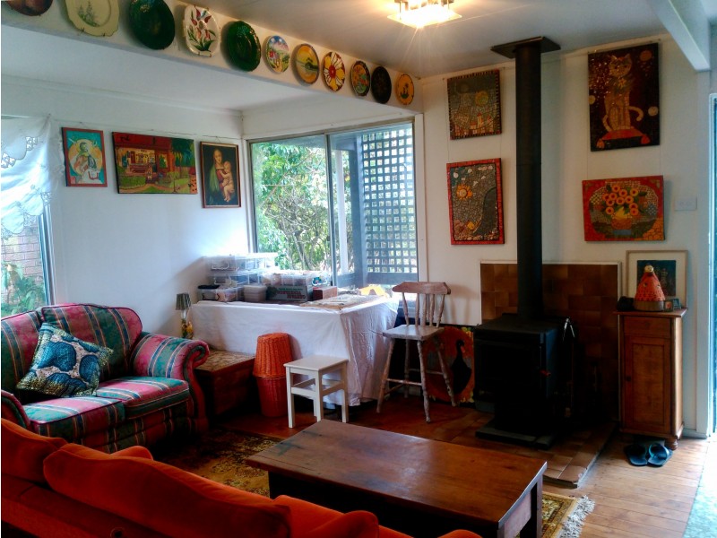 14 Cook Ave, Surf Beach NSW 2536