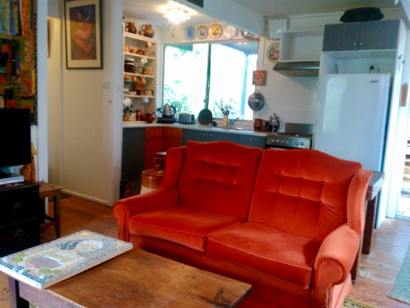 14 Cook Ave, Surf Beach NSW 2536