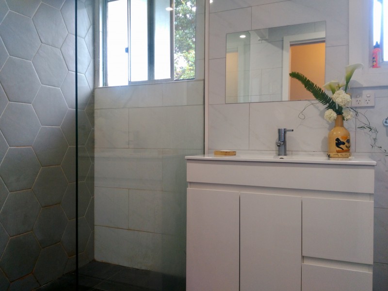 14 Cook Ave, Surf Beach NSW 2536