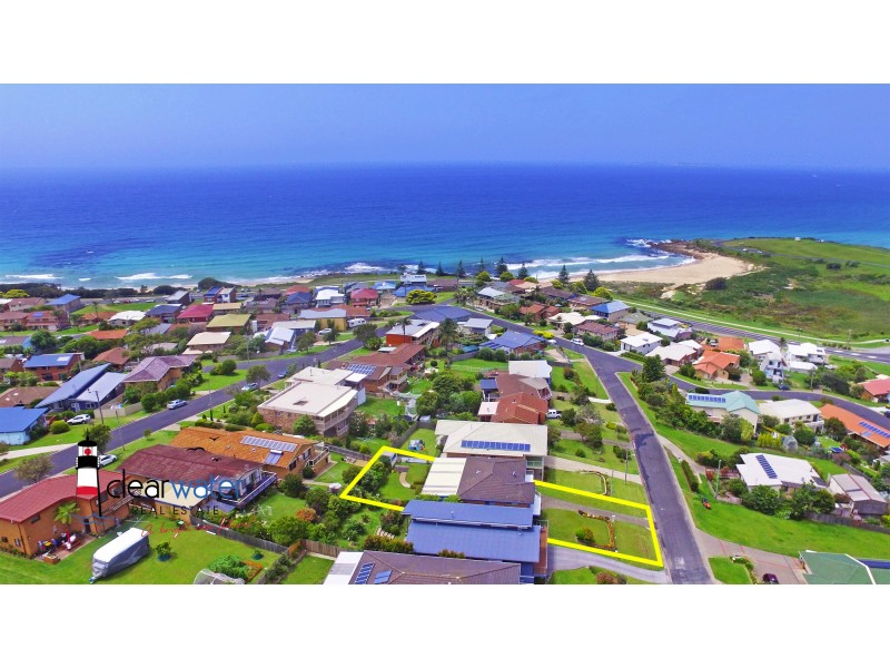 12 Sunnyside Cres, Kianga NSW 2546