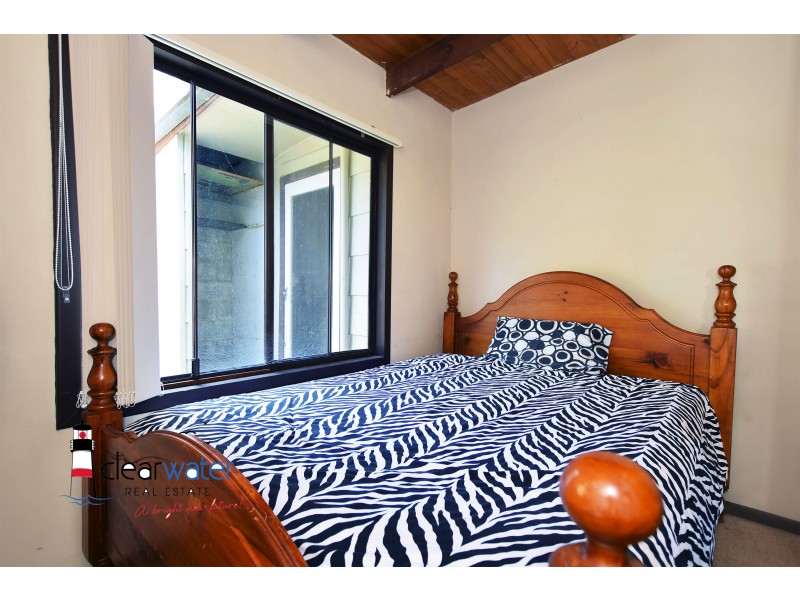 123 Percy Davis Dr, Moruya NSW 2537