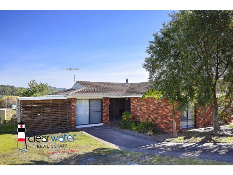 19 Hawdon St, Moruya NSW 2537