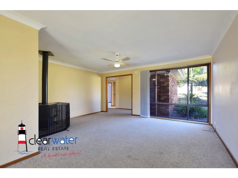 19 Hawdon St, Moruya NSW 2537