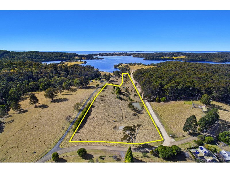 465 Riverview Road, North Narooma NSW 2546