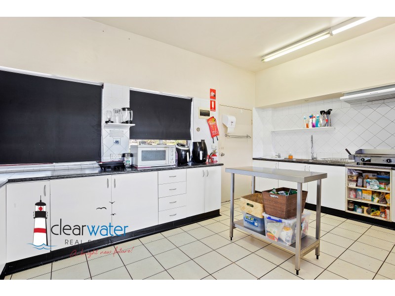 Shop 4/1 Noble Pde, Dalmeny NSW 2546