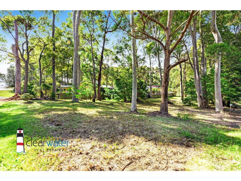27 Lamont Young Dr, Mystery Bay NSW 2546