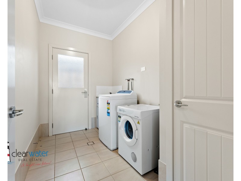 2 Braemar Dr, Moruya NSW 2537