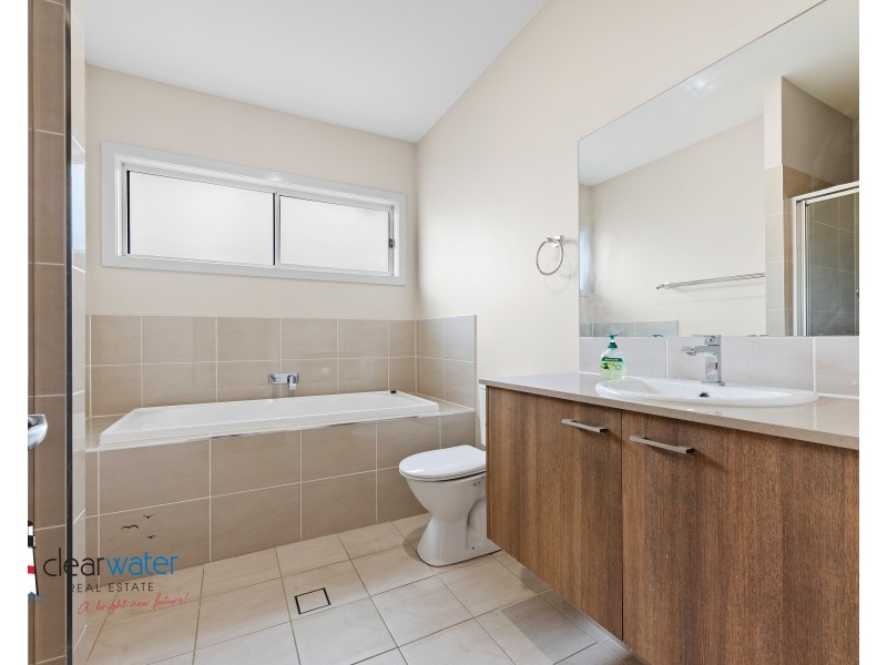 2 Braemar Dr, Moruya NSW 2537