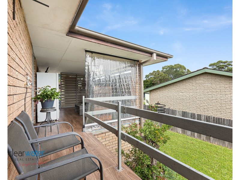 6 Ryan Pl, Moruya NSW 2537