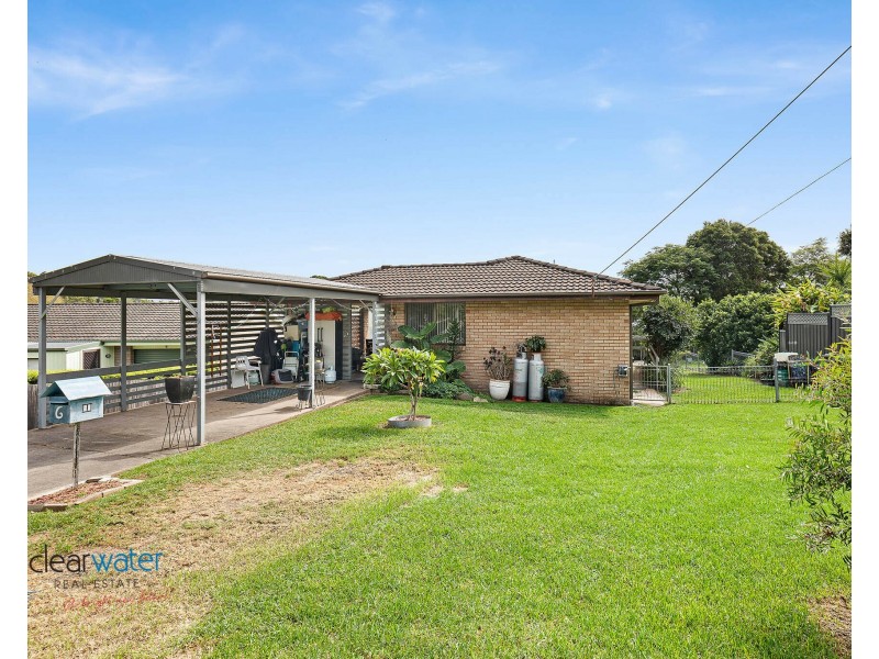 6 Ryan Pl, Moruya NSW 2537