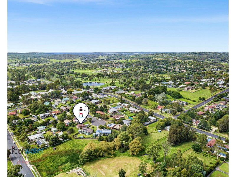 6 Ryan Pl, Moruya NSW 2537