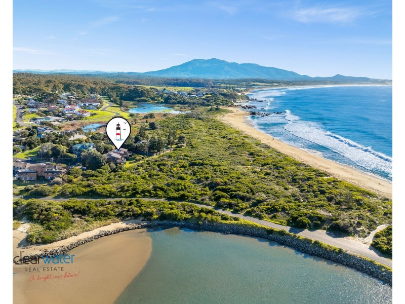 Unit 2/1 Narira St, Bermagui NSW 2546