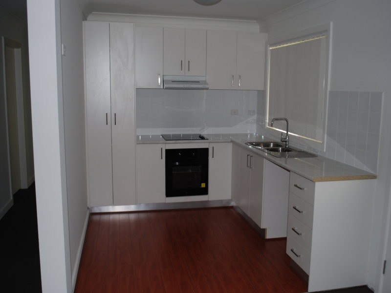 12 Celtis Place, Macquarie Fields NSW 2564