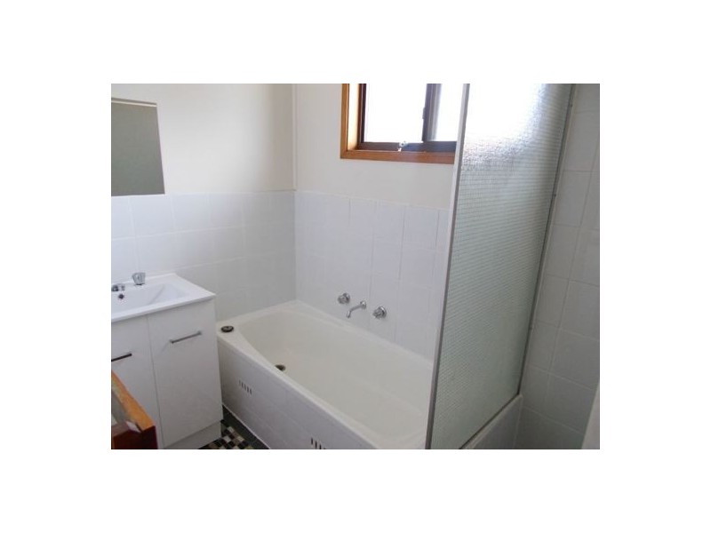 3/80 Dalnott Road, Gorokan NSW 2263