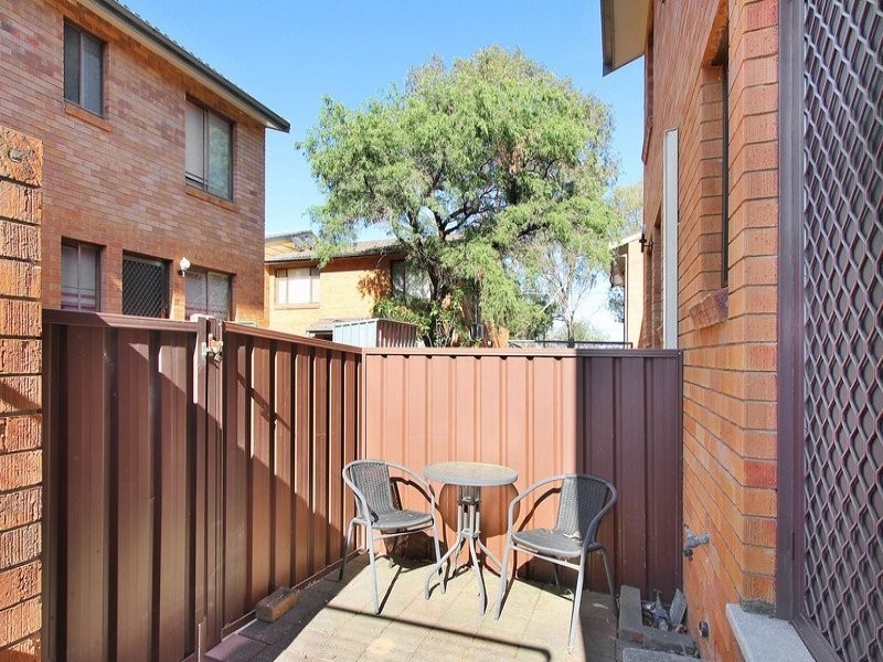 6/2-8 Kazanis Court, Werrington NSW 2747