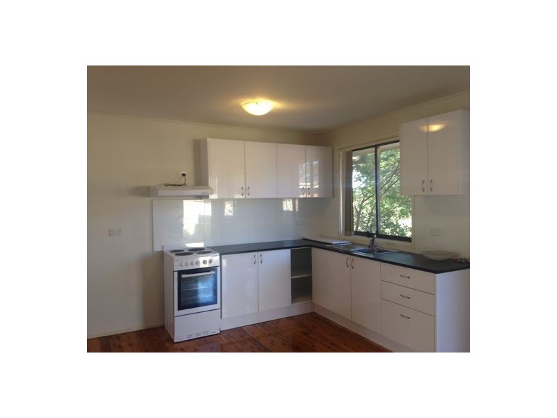 45 Othello Avenue, Rosemeadow NSW 2560