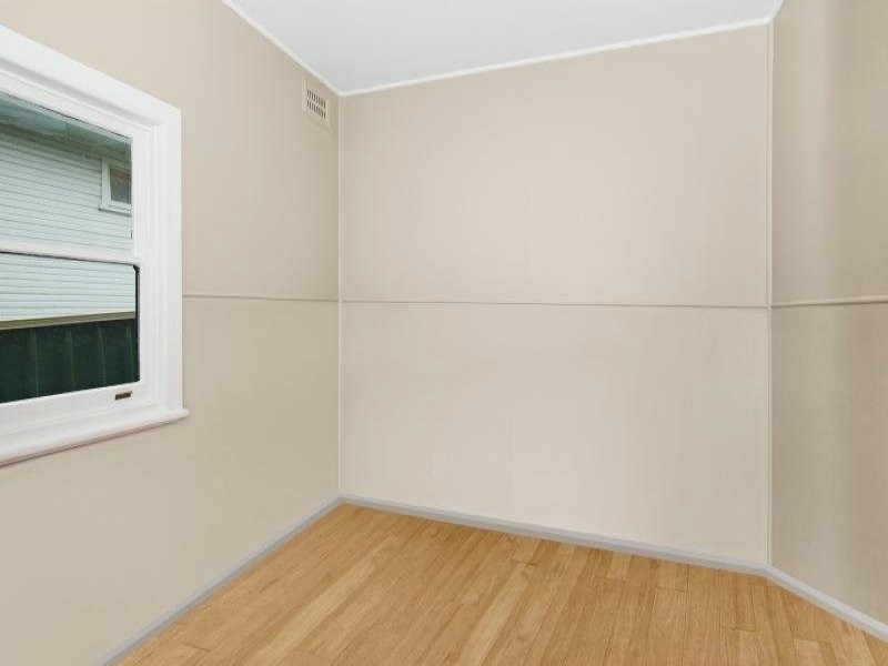 233 Pollock Avenue, Wyong NSW 2259