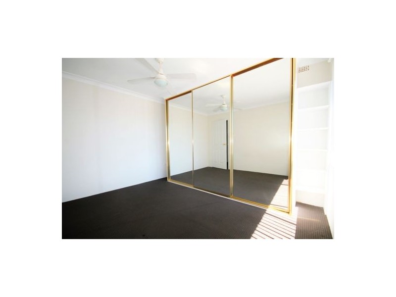 1/4 Mooney Street, Strathfield South NSW 2136