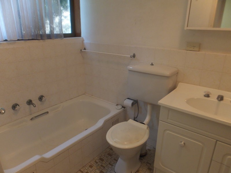 1/105 Ocean Parade, Blue Bay NSW 2261