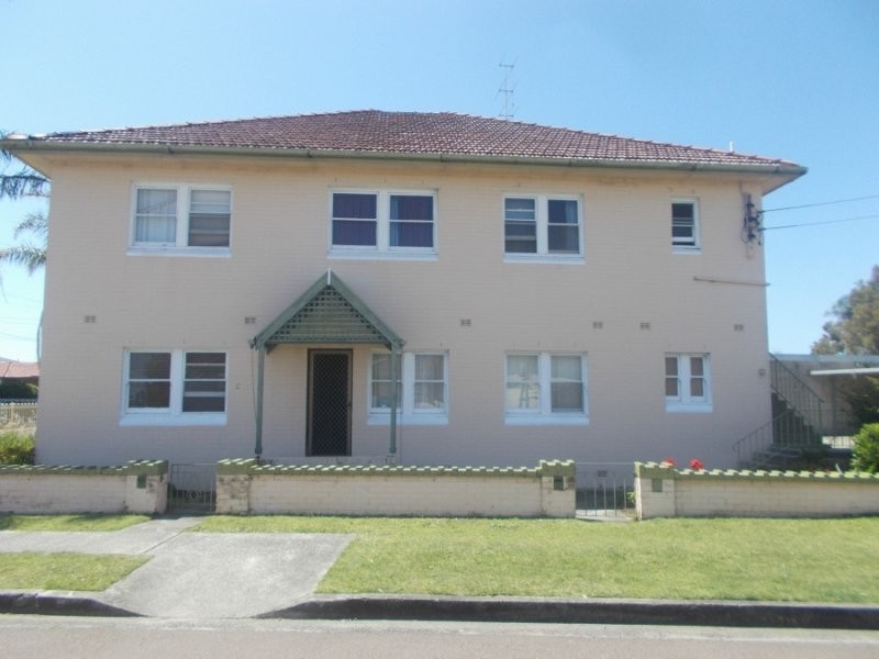 2/11 Dening St, The Entrance NSW 2261