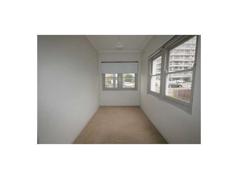 2/11 Dening St, The Entrance NSW 2261