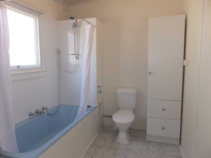 26 Lakeside Parade, The Entrance NSW 2261