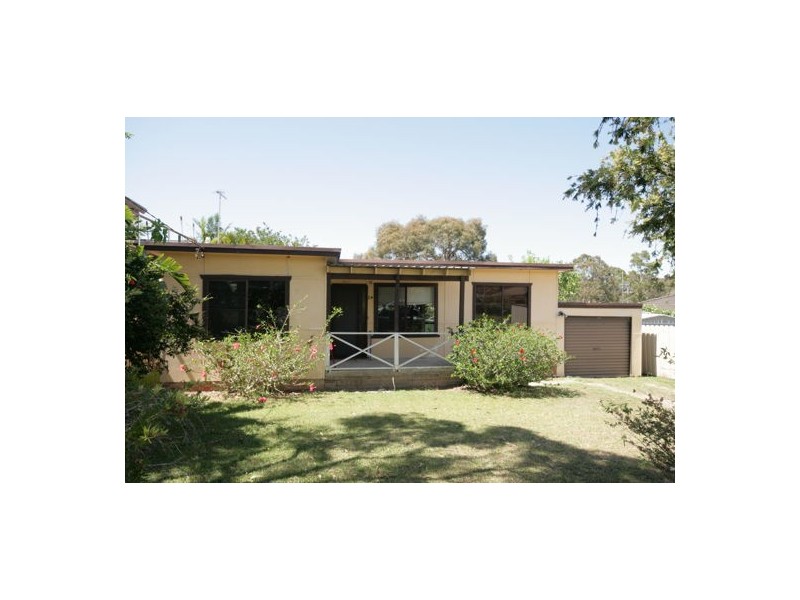 24 Sadie Avenue, Gorokan NSW 2263